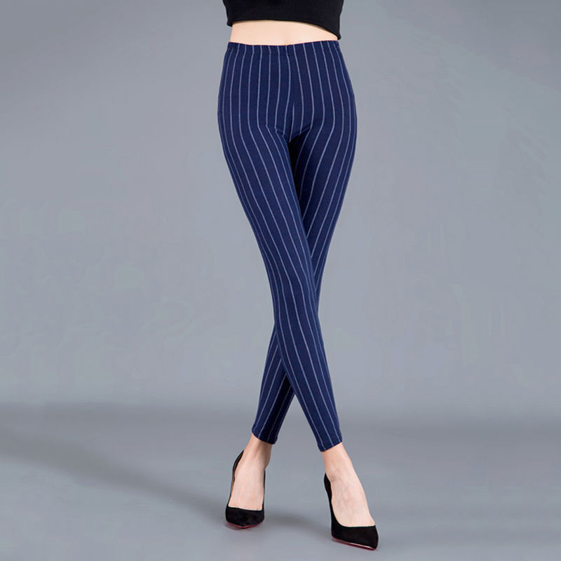 Thin cropped cotton flanal leggings