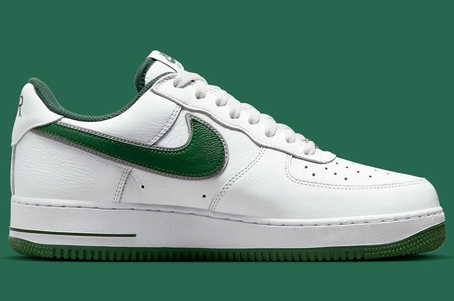 Nike Air Force 1 '07 Low Mens Basketball Shoes (Men's 10.5 Medium, White/White)