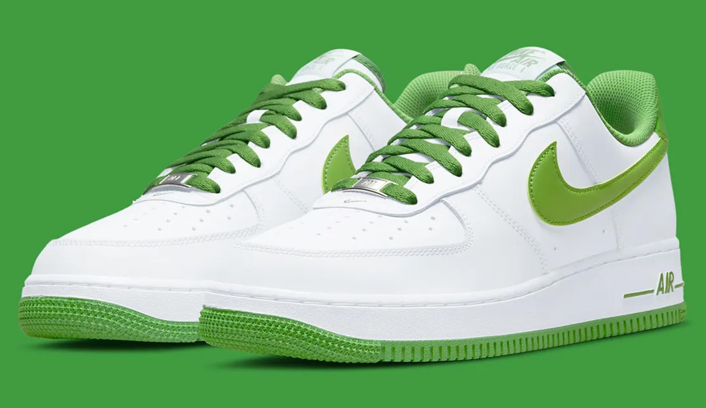 Nike Air Force 1 '07 Low Mens Basketball Shoes (Men's 10.5 Medium, White/White)