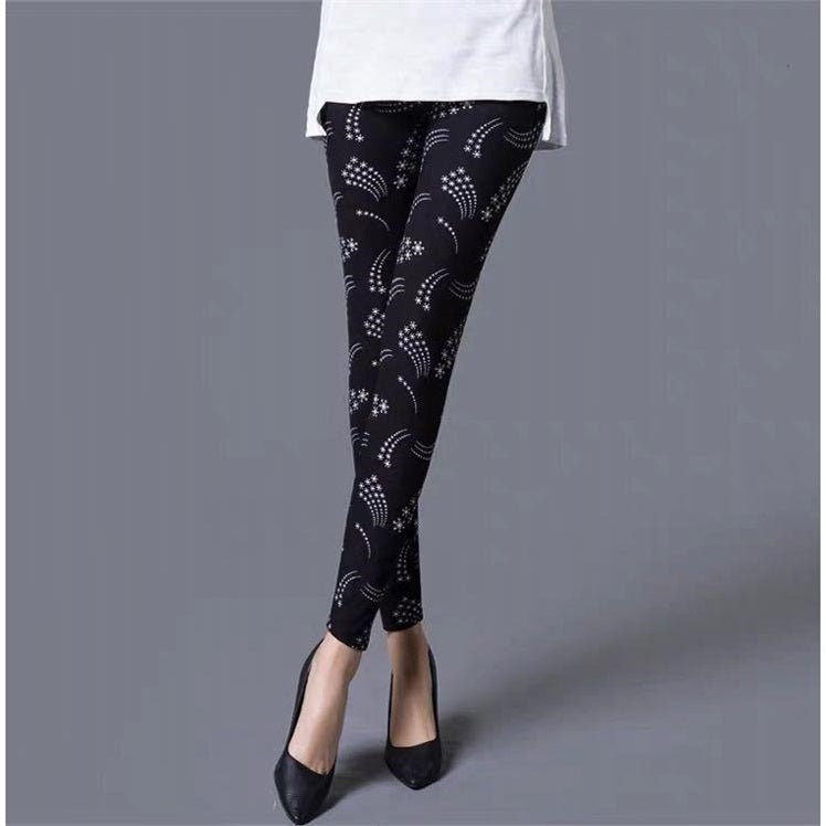 Thin cropped cotton flanal leggings