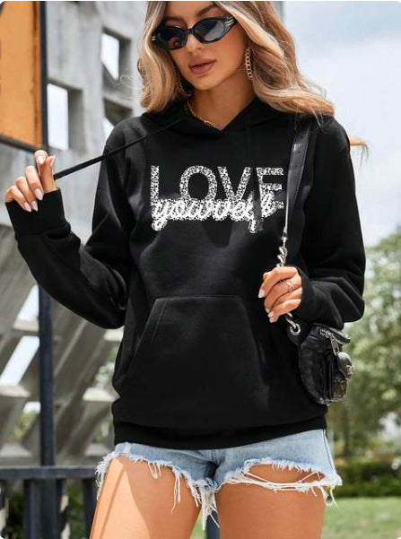 Retro Love Pattern Women's Sheath Pullover Hoodie